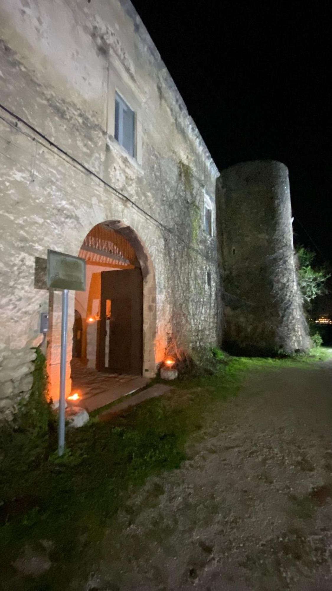 Monte SantʼAngelo Masseria Barone Gambadoro المظهر الخارجي الصورة