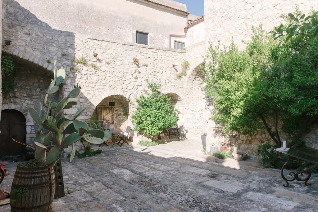 Monte SantʼAngelo Masseria Barone Gambadoro المظهر الخارجي الصورة